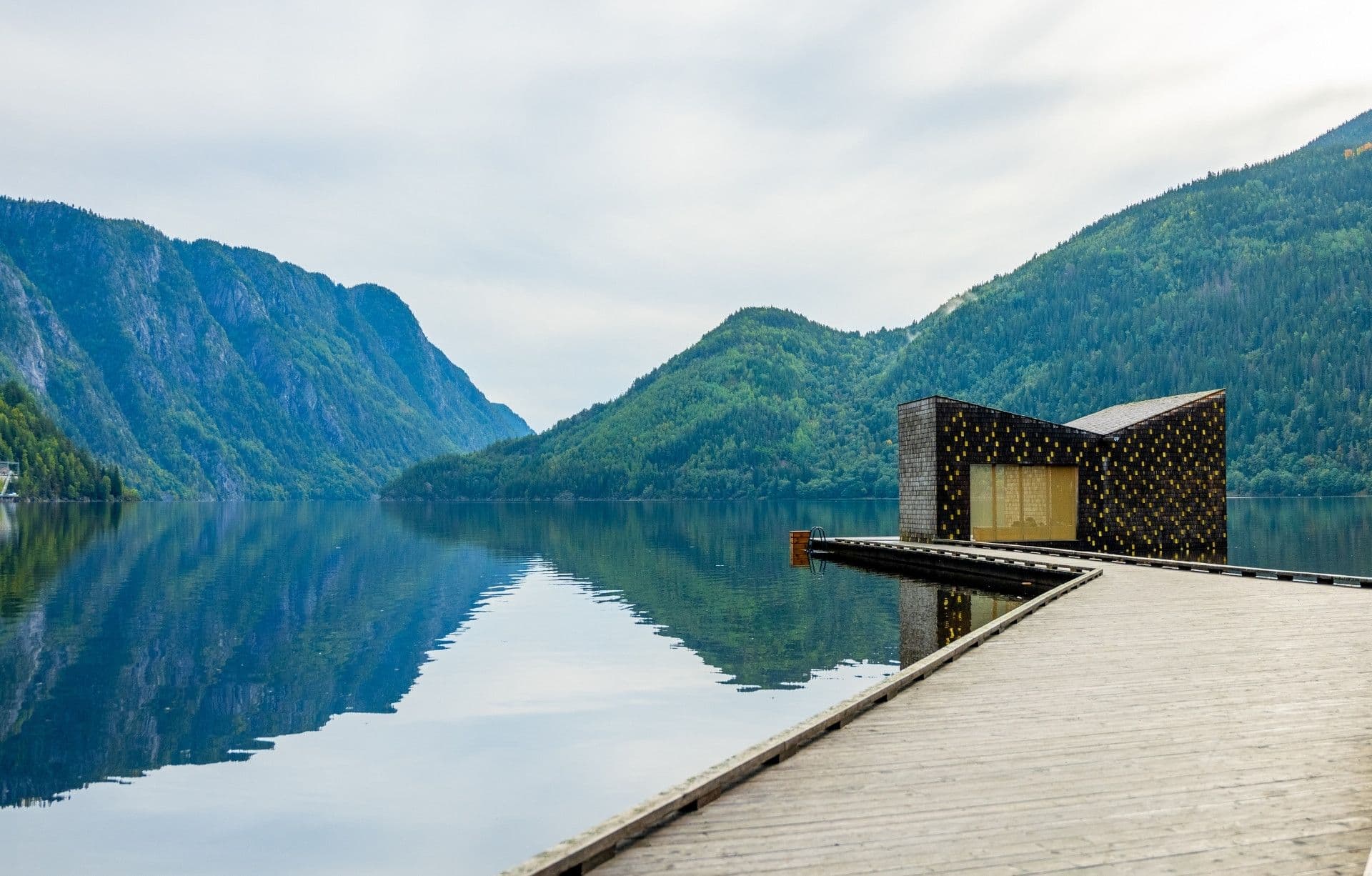 Floating sauna in Dalen